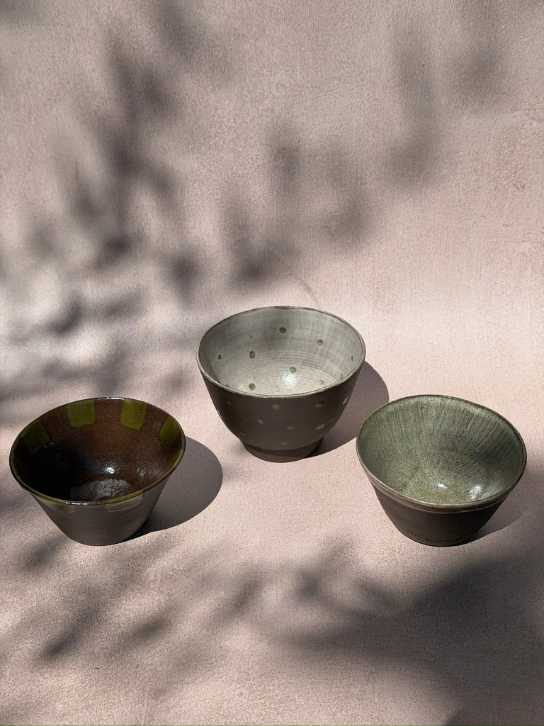 Tasse à café Koppu vert en Grès Noir